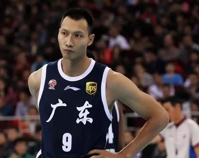 广东队力克骑士,易建联统治全场 广东队力克骑士,易建联统治全场