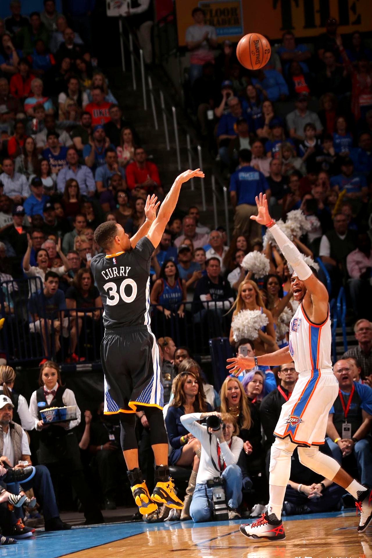 开云sport-青岛队绝杀鹈鹕，库里刷新纪录