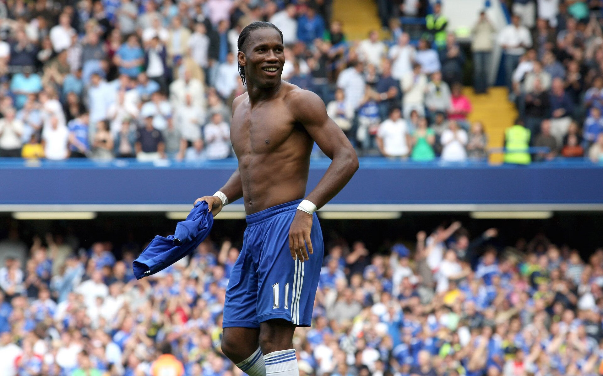 绿茵琴弦,莫德里奇如何在对阵马里中演绎攻防两端的统治