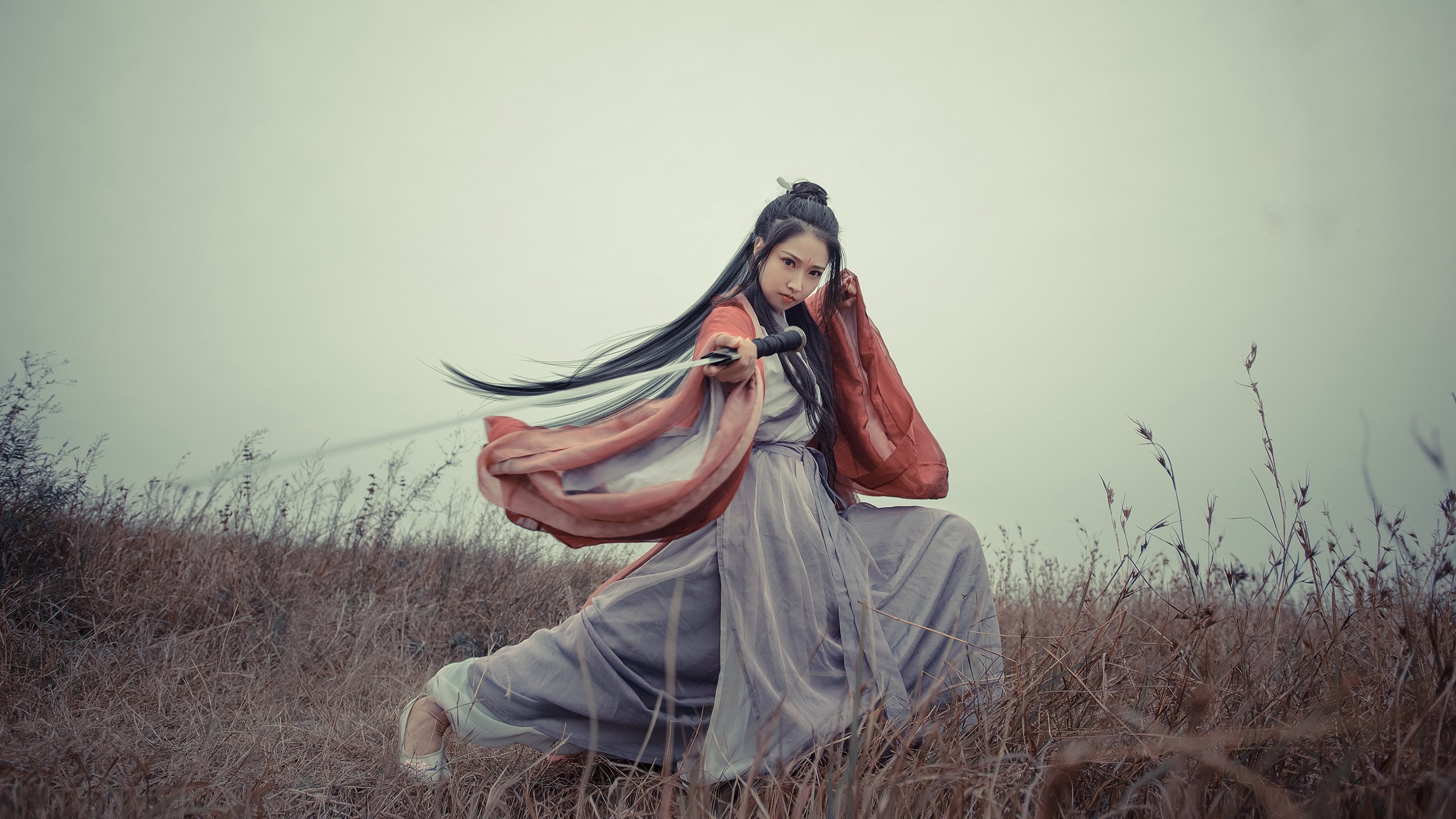 极速与巅峰的共振，当阿布扎比弯道遇上杜兰特的跳投弧线