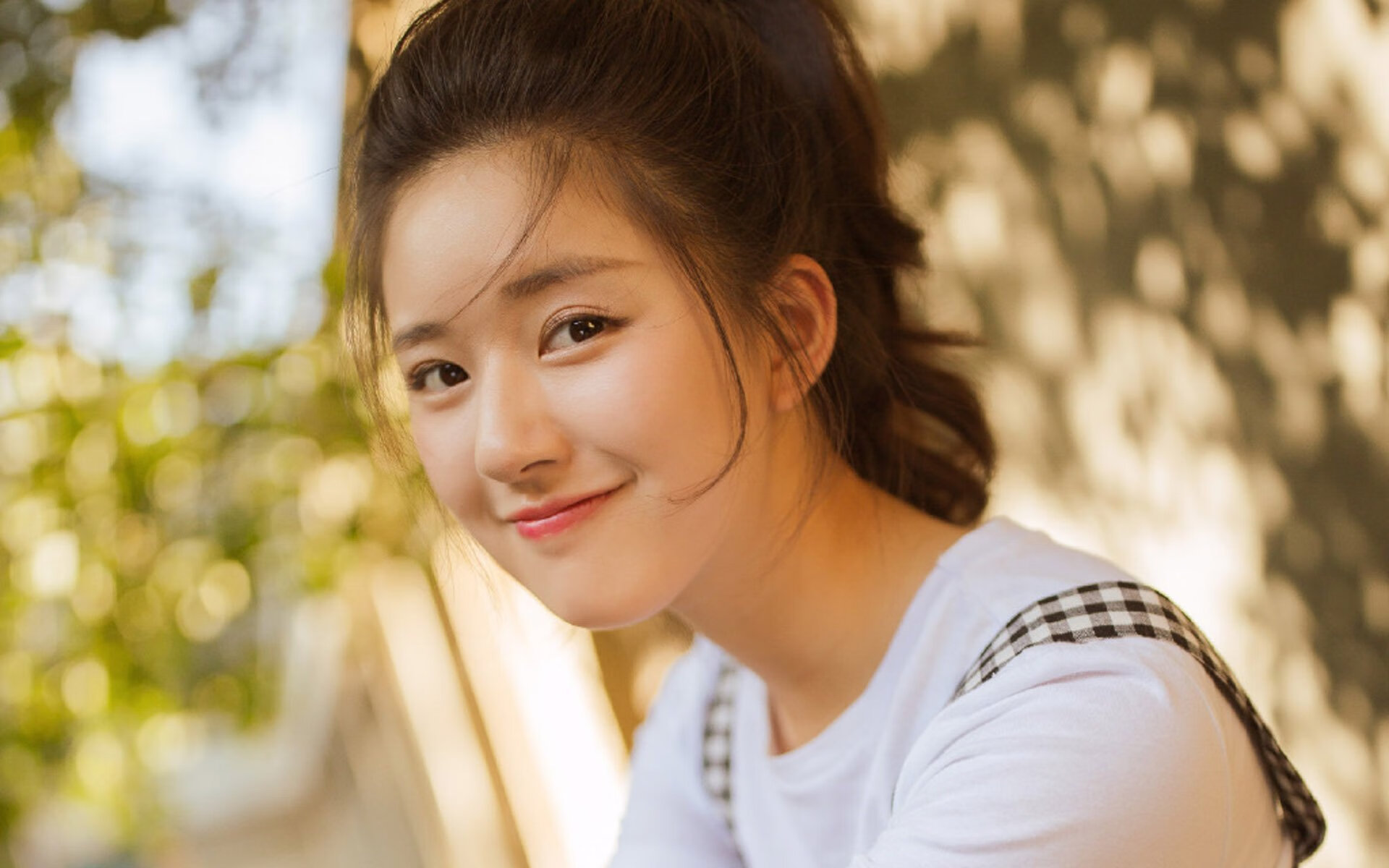 开云体育中国-绿茵与赛道，尤文铁血攻克阿根廷，托尼极限超车锁定F1王座